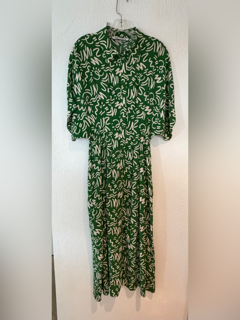 Zara Elora Green and White Printed Midi Dress NWOT - Picture 2 of 5